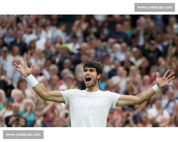 弗格尼尼温网谢幕战泪别网坛 阿尔卡拉斯暖心赠球衣圆爱子珍藏梦