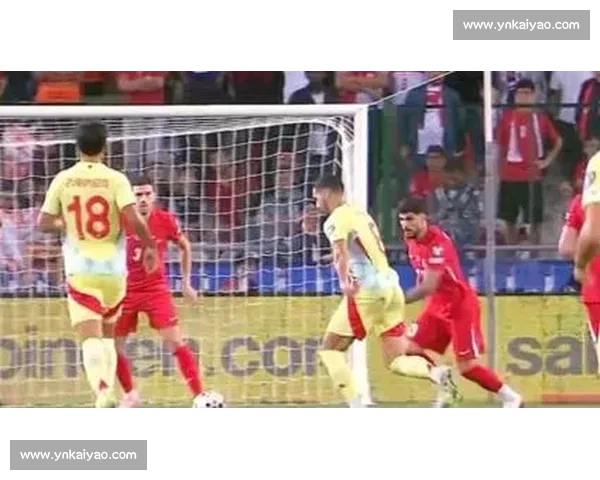 梅里诺帽子戏法 西班牙 6-0 客胜土耳其