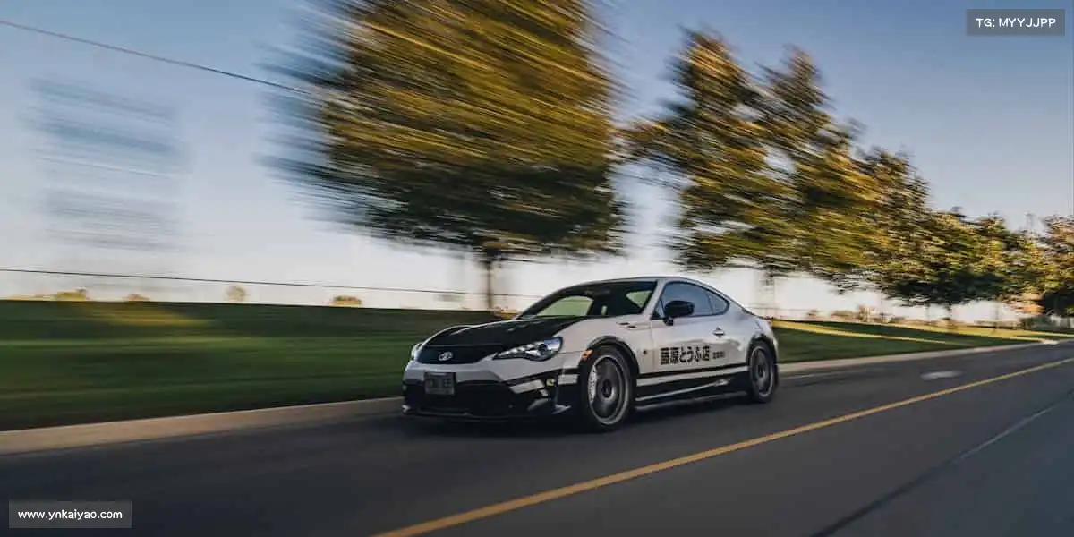 <strong>米兰体育</strong>挥动球拍 / 奔跑赛场，每一次拼搏都闪耀光芒！🎾🏃